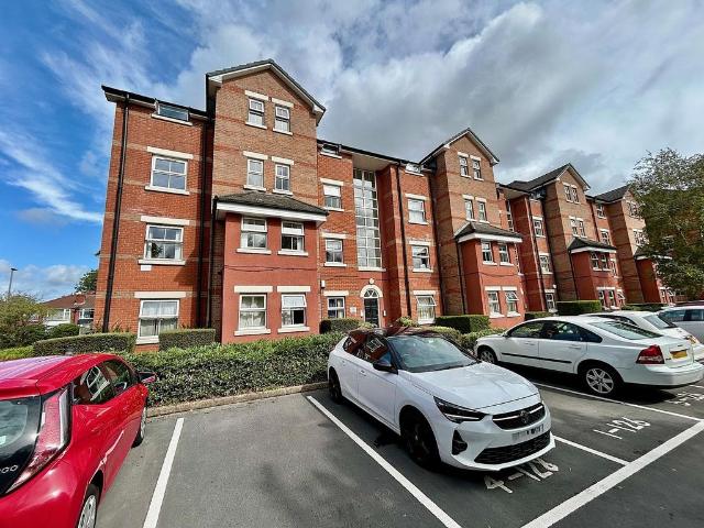Flat for sale in Parrs Wood, Georgia