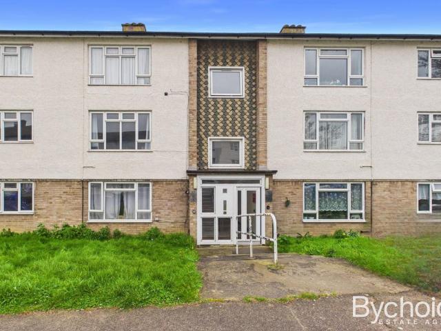 Flat for sale in Sudbury, Chelmondiston