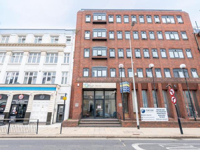 Flat for sale in Old Town, Hull