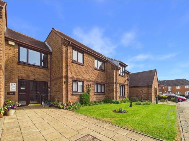 Flat for sale in Duston, Northamptonshire