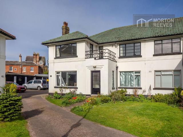 Flat for sale in Lakenham, East Bank