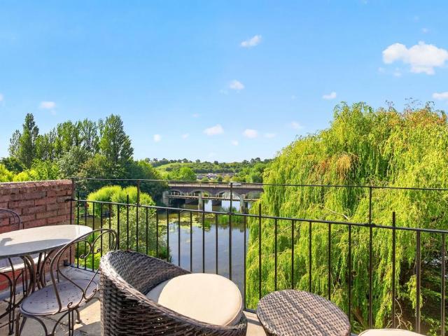 Flat for sale in Stratford-upon-Avon, Stratford-on-Avon