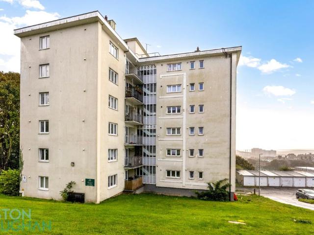 Flat for sale in Whitehawk, Brighton & Hove