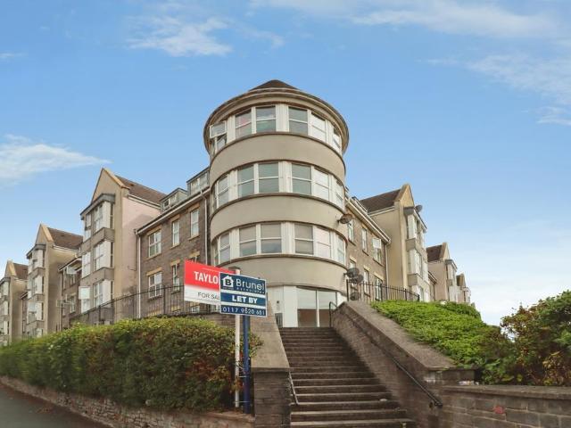 Flat for sale in Greenbank, Feckenham