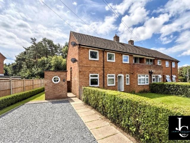 Flat for sale in Heath Hill, Telford