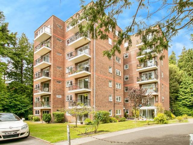 Flat for sale in Branksome Park, Poole