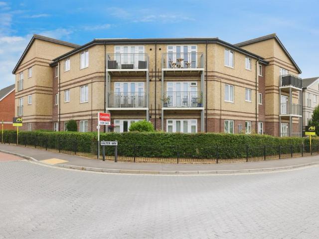 Flat for sale in Barton Stacey, Hampshire
