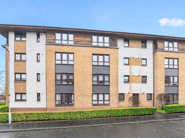 Flat for sale in Charleston, Paisley