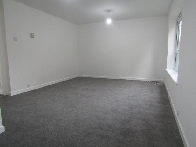 Flat for sale in Broxbourne, Hertfordshire