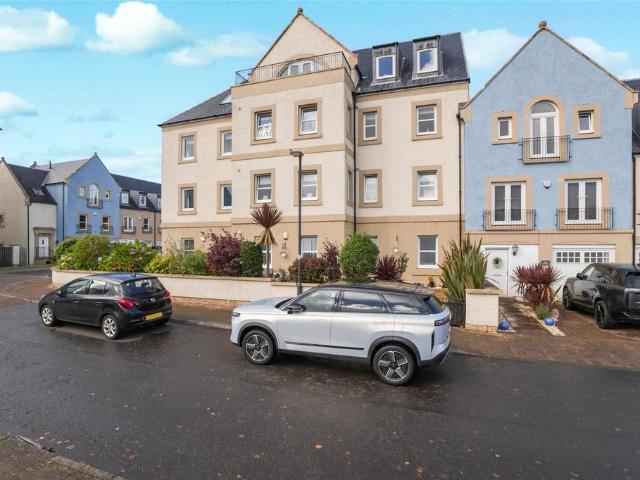 Flat for sale in Inverkip, Inverclyde