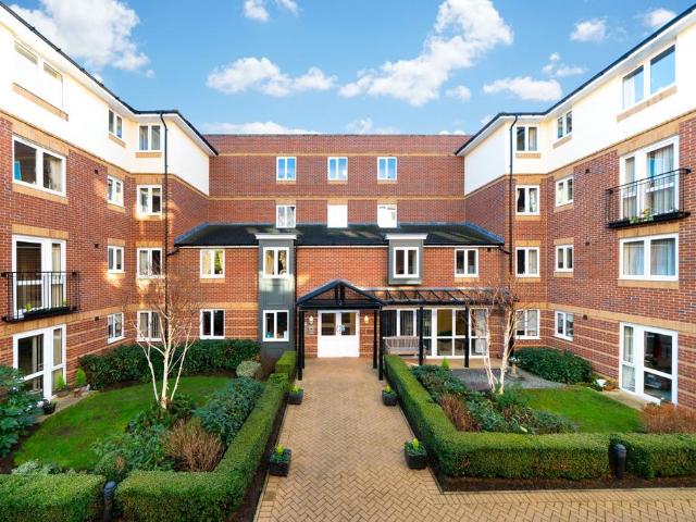 House for sale in Batchworth