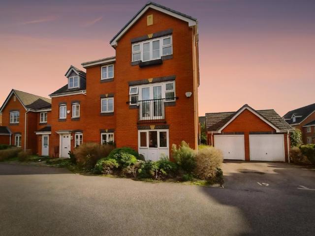 Flat for sale in City Point, Derby