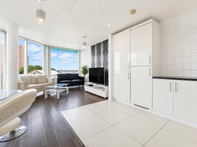 Flat for sale in Hayes, Greater London