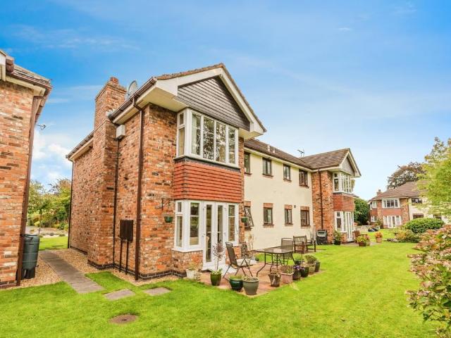 Flat for sale in Fulshaw Park, Wilmslow
