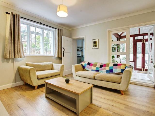 Flat for sale in Durham