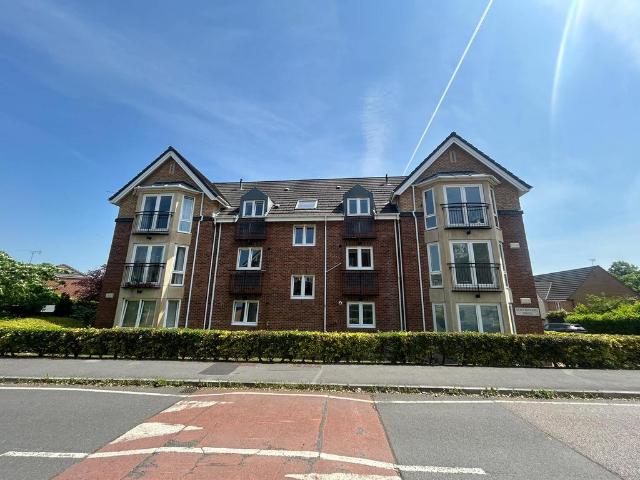 Flat for sale in Worrall, South Yorkshire