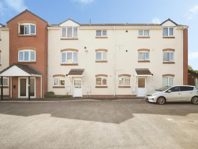 Flat for sale in Eastover, Bridgwater