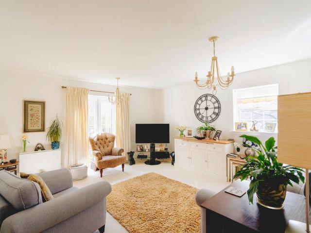 Flat for sale in Bradley Stoke