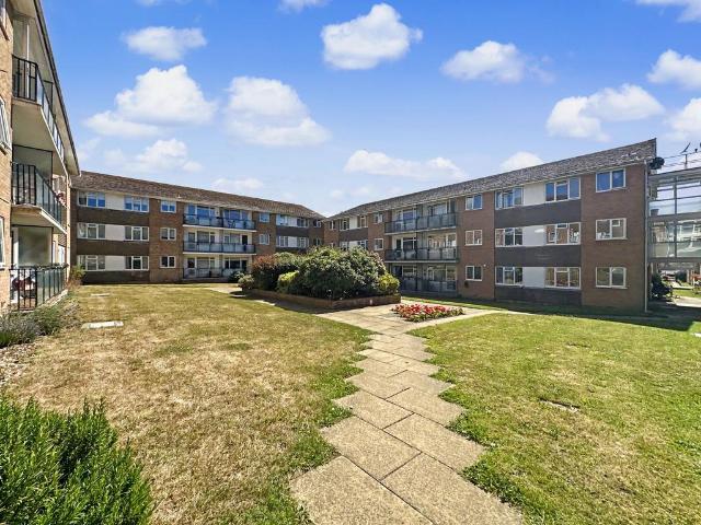 Flat for sale in Saltdean, Brighton & Hove