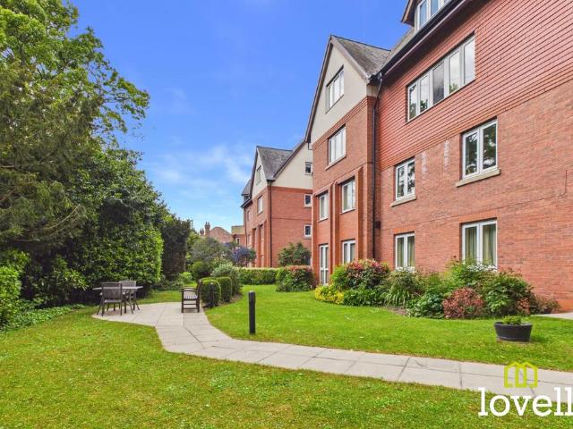 Flat for sale in Cottingham, East Riding Of Yorkshire