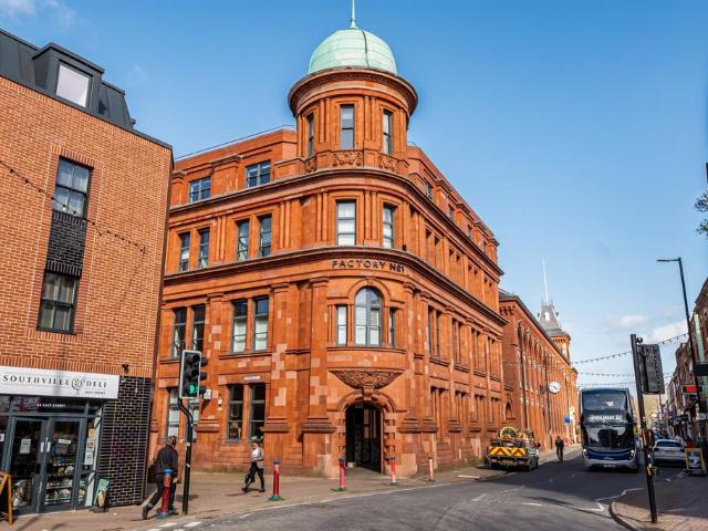 Flat for sale in Feckenham, City Of Bristol