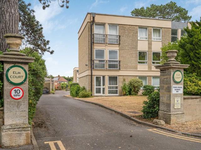 Flat for sale in Prestbury, Golden Valley