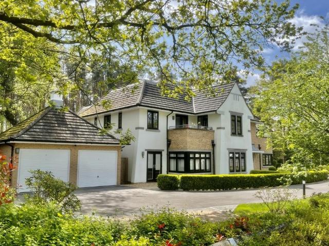 Flat for sale in East Dorset