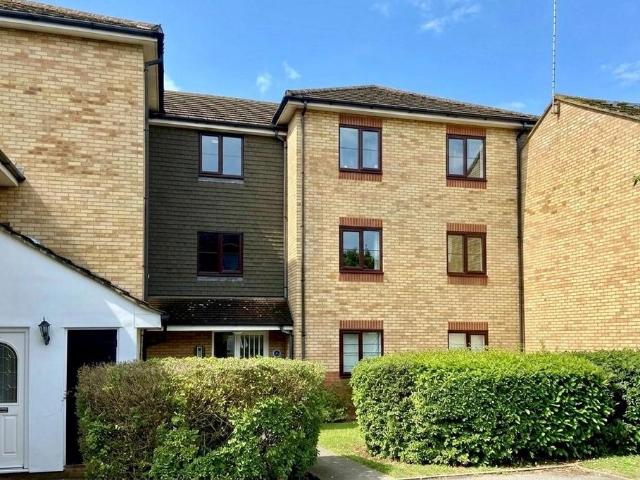 Flat for sale in Arrington, Cambridgeshire