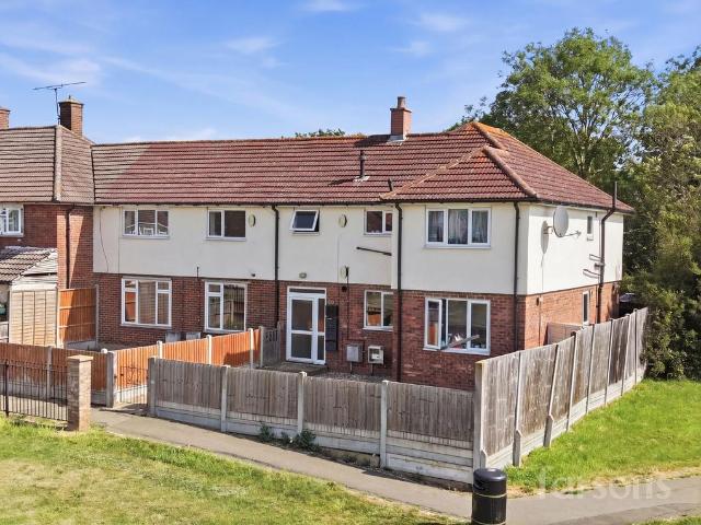Flat for sale in Hutton, Navestock Side