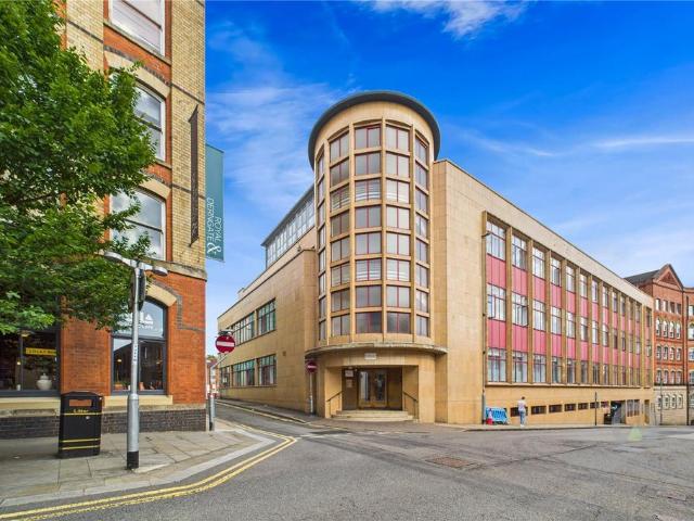 Flat for sale in Semilong, Northampton