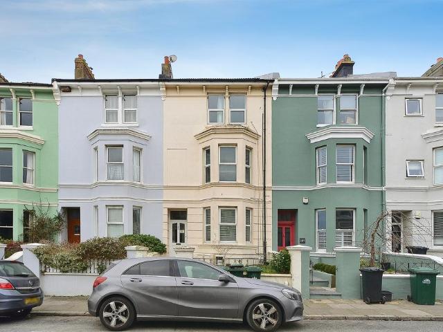 Flat for sale in Queen's Park, Brighton & Hove