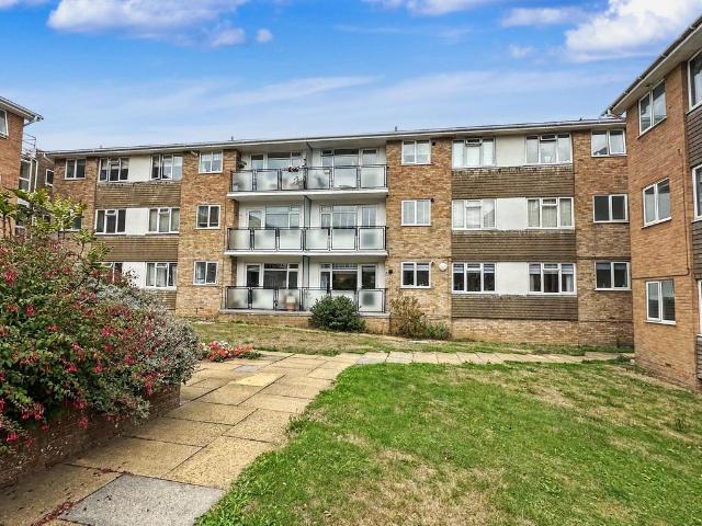 Flat for sale in Saltdean, Brighton & Hove
