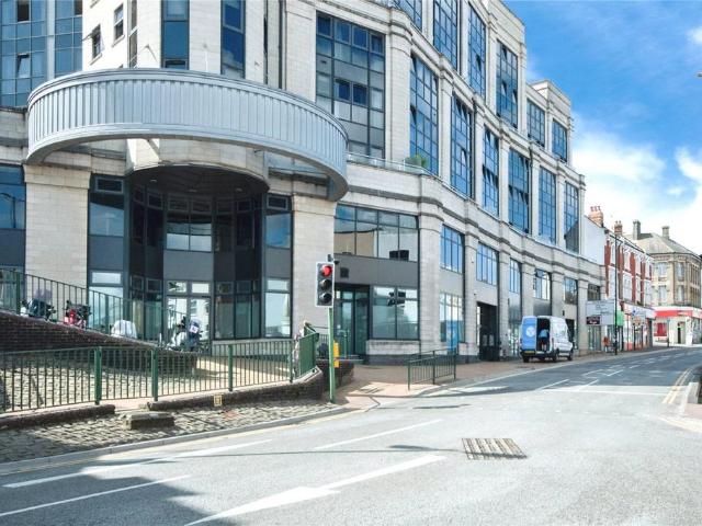 Flat for sale in West Cliff, Bournemouth