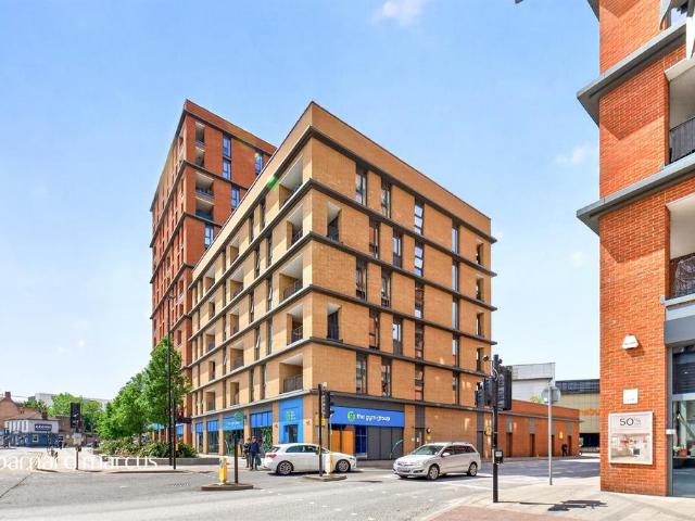 Flat for sale in Greater London