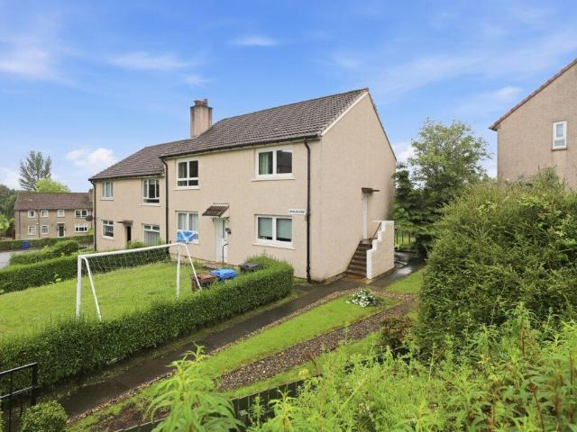 Flat for sale in Faifley, Scotland