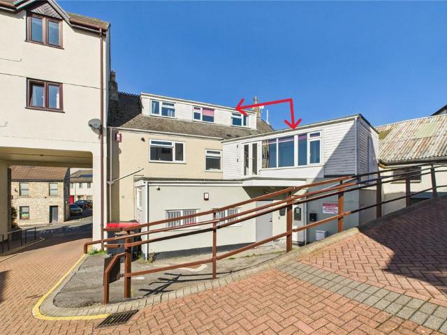 Flat for sale in Welton, Midsomer Norton