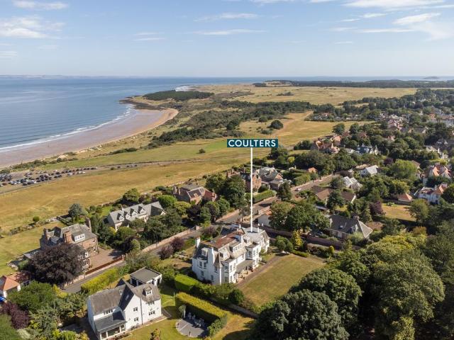 Flat for sale in Gullane, Scotland