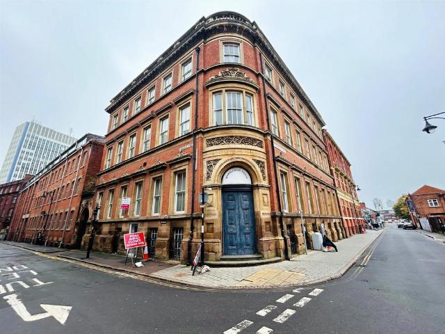 Flat for sale in St Matthew's, Old Wharf