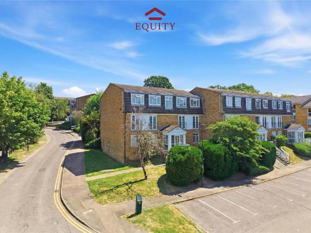 Flat for sale in Greater London