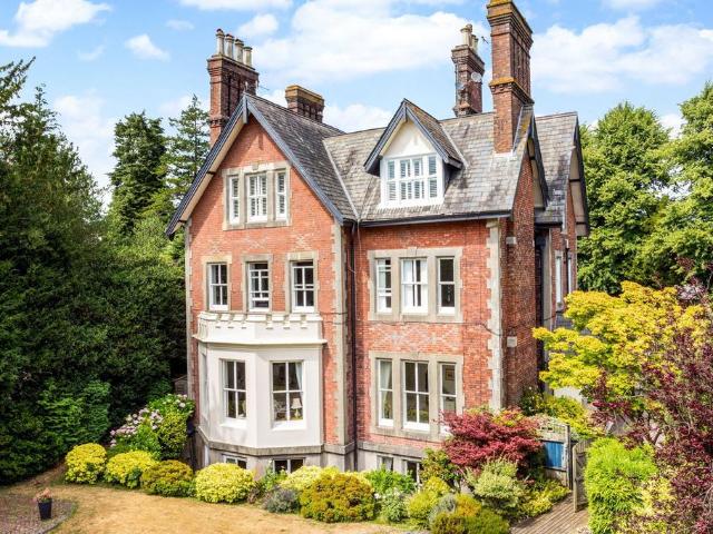 Flat for sale in St James, Sandown Park
