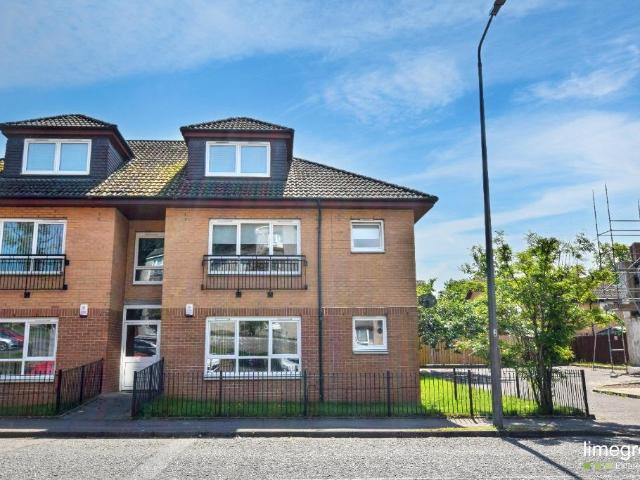 Flat for sale in Crookedholm, Scotland