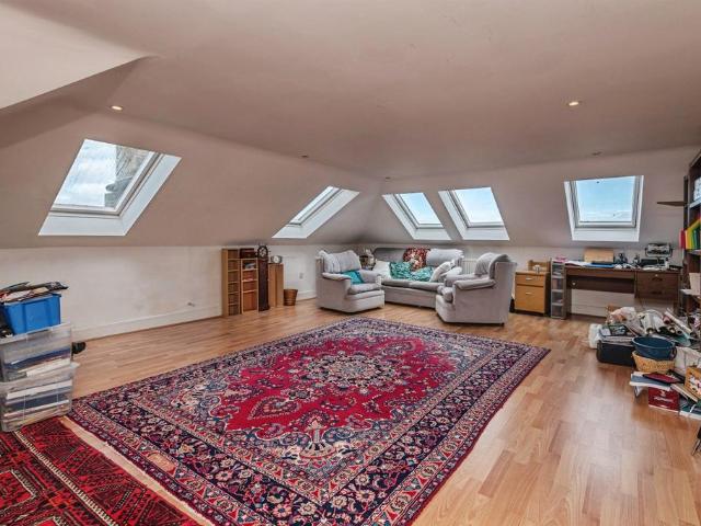 Flat for sale in Huddersfield, Isle Of Man