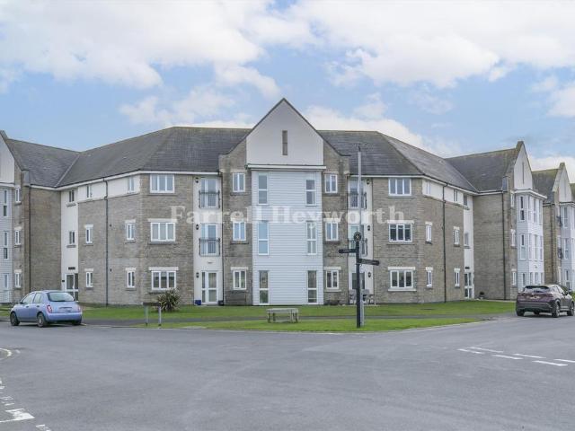Flat for sale in Middleton Towers Retirement Village, Lancaster