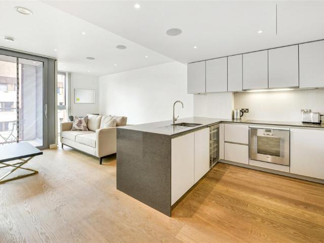 Flat for sale in Victoria, Isle Of Man