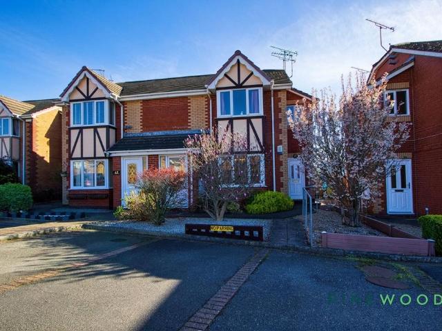 Flat for sale in Clowne, Elmton