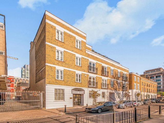 Flat for sale in Tower Liberty, Whitechapel