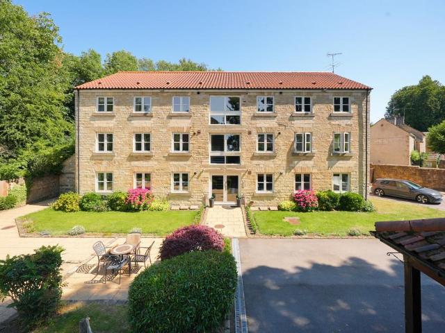 Flat for sale in Bramham, West Yorkshire