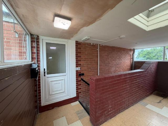 Flat for sale in Ashurst, Roby Mill