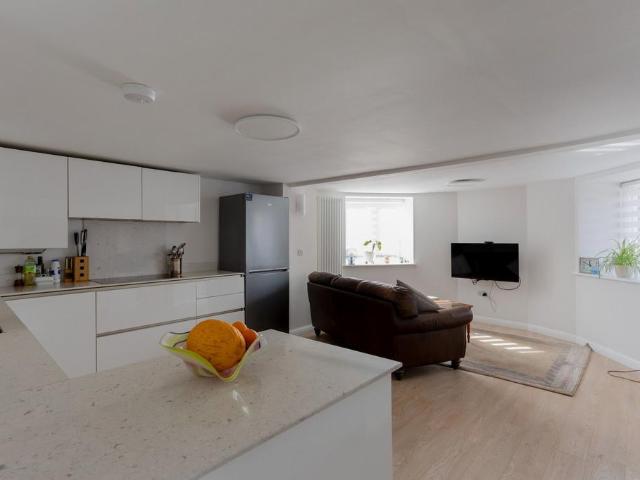 Flat for sale in High Field, York