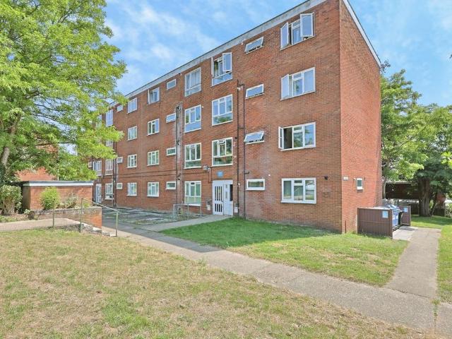 Flat for sale in West Earlham, East Bank